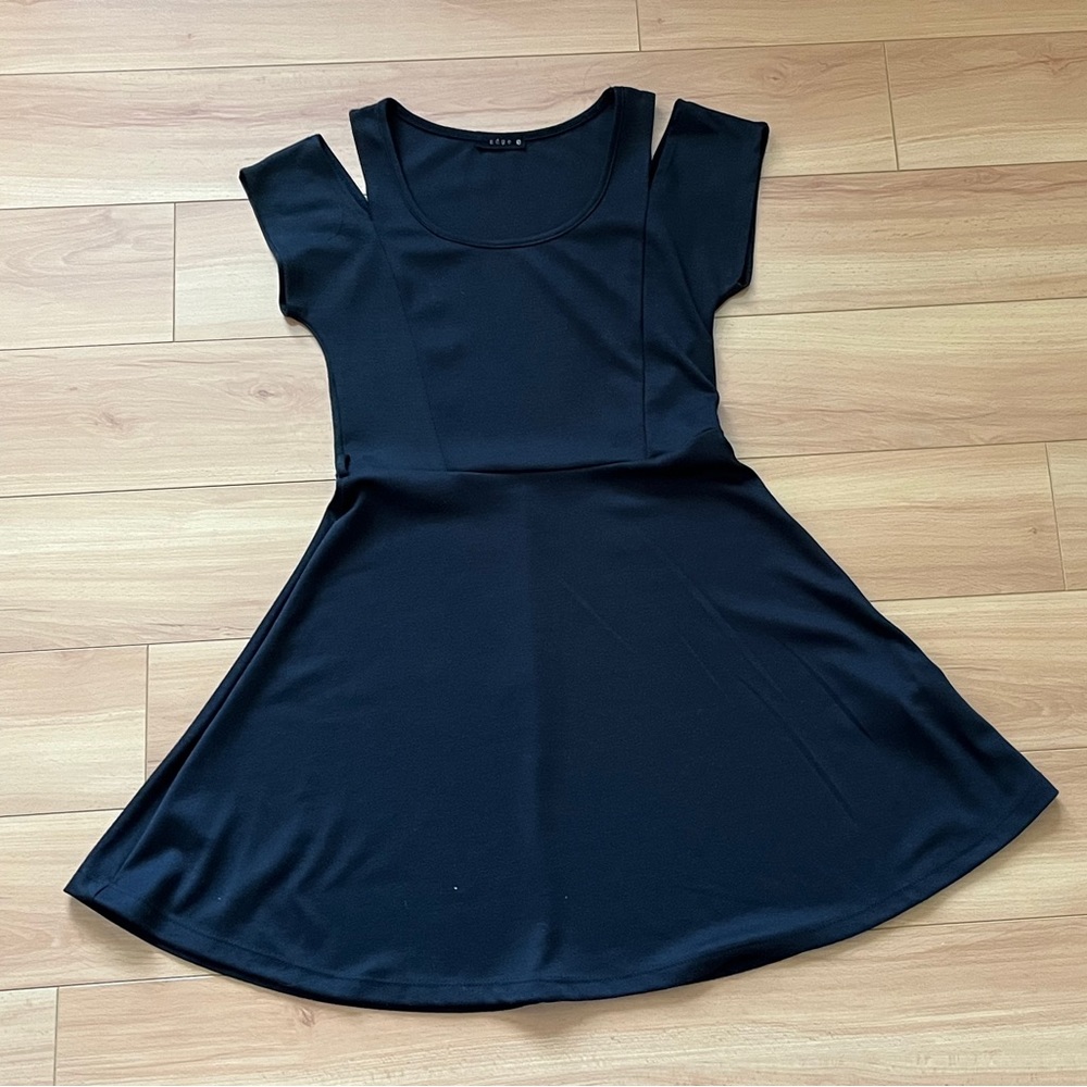 Edge Cold Shoulder Classic Black A-Line Dress, Size Small, LBD, capsule wardrobe